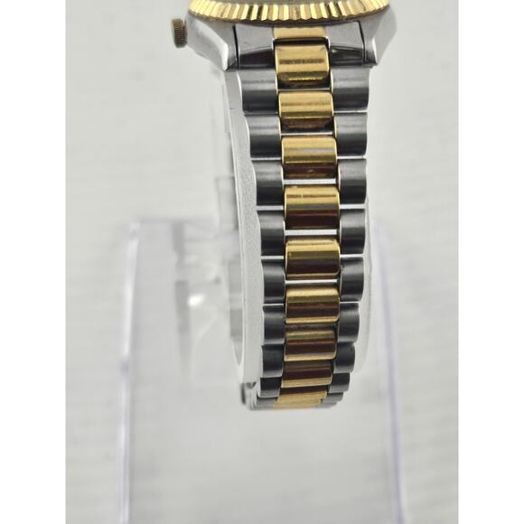 Seiko S3 3Y03-0160 Ladies Presidential Style Fluted Bezel Quartz New Battery - Picture 4 of 12